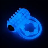 Голубое, светящееся в темноте виброкольцо Lumino Play Vibrating Penis Ring - Lovetoy - в Норильске купить с доставкой
