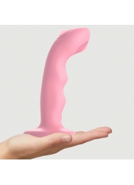 Розовая насадка-стимулятор Strap-On-Me Tapping Dildo Wave - Strap-on-me - купить с доставкой в Норильске