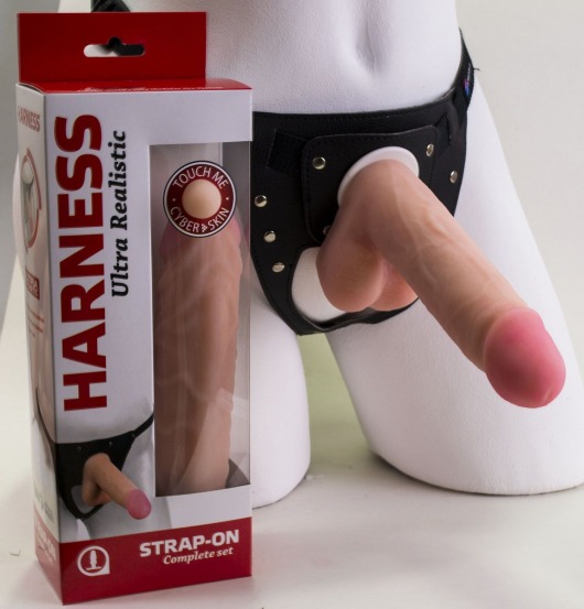 Страпон в подарочной упаковке: трусики с плугом и фаллоимитатор-насадка - 16 см. - LOVETOY (А-Полимер) - купить с доставкой в Норильске