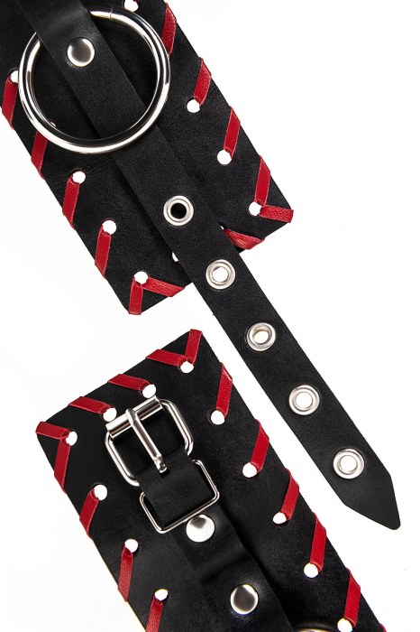 Черно-красные наручники из натуральной кожи - Pecado - купить с доставкой в Норильске