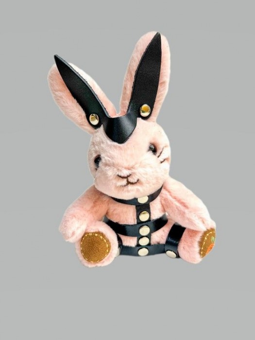 Брелок в виде зайчика в портупее - БДСМ Арсенал - купить с доставкой в Норильске